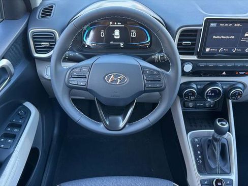 New 2026 Hyundai Venue SEL image 11