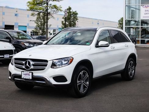 Used 2017 Mercedes-Benz GLC 300 4MATIC image 8