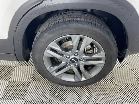 Certified 2021 Kia Seltos LX AWD/4WD image 13
