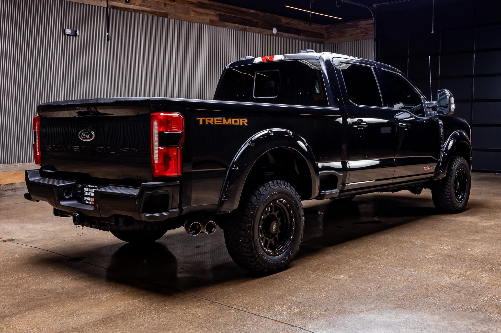 Used 2023 Ford F250 Lariat w/ Lariat Ultimate Package AWD/4WD image 9