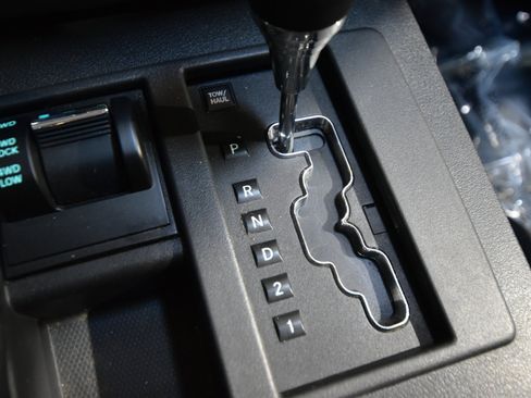 Used 2012 Jeep Liberty Sport image 31