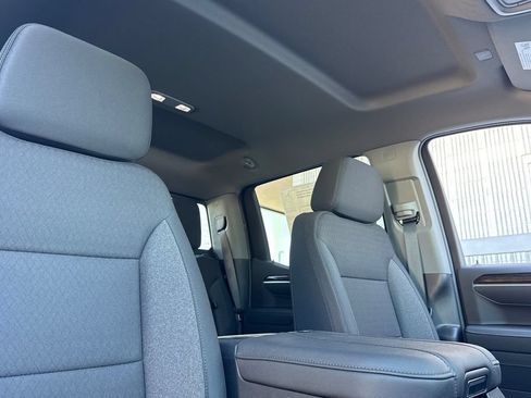 New 2026 GMC Sierra 1500 Elevation w/ Preferred Package AWD/4WD image 16