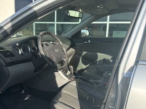 Used 2009 Hyundai Sonata Limited image 5