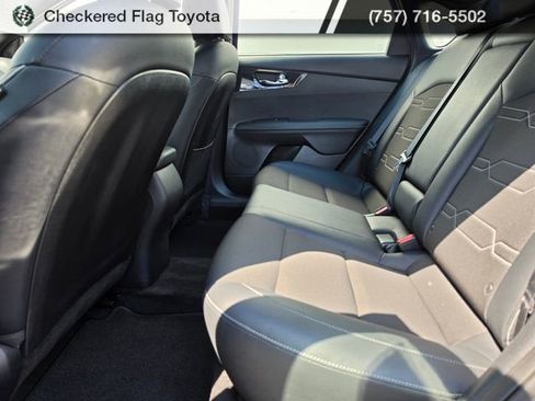 Used 2023 Kia Forte GT-Line w/ GT-Line Technology Package FWD image 37