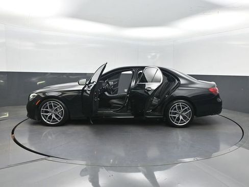 Used 2021 Mercedes-Benz E 350 Sedan image 34