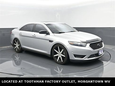 Used 2018 Ford Taurus SHO w/ Driver Assist Package image 3