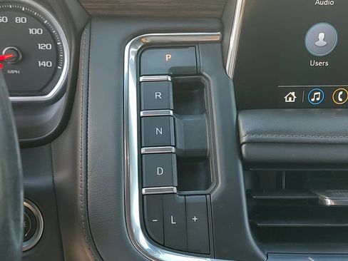 Used 2021 Chevrolet Tahoe High Country w/ Premium Package AWD/4WD image 18