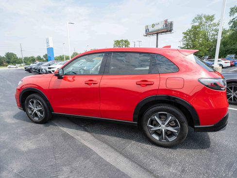 Used 2025 Honda HR-V EX-L image 4