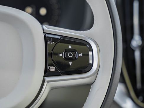 New 2026 Volvo XC90 B6 Ultra image 28