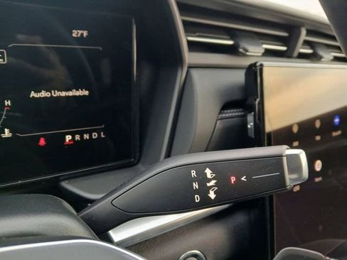 New 2026 GMC Terrain Denali AWD/4WD image 25