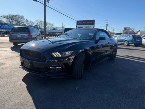 Used 2017 Ford Mustang GT Premium w/ Equipment Group 401A image 12