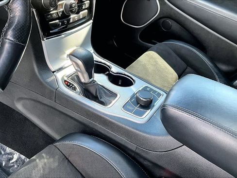 Used 2019 Jeep Grand Cherokee SRT AWD/4WD image 17