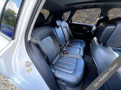 Used 2019 Audi Q5 2.0T Premium Plus w/ Premium Plus Package AWD/4WD image 21