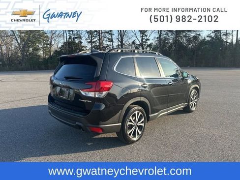 Used 2023 Subaru Forester Limited image 4