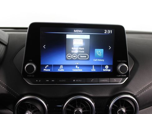 Used 2024 Nissan Sentra SV FWD image 8