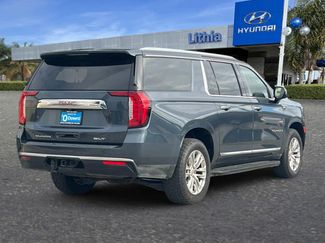 Used 2021 GMC Yukon XL SLT w/ SLT Luxury Plus Package video 2