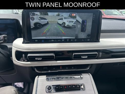 Used 2025 Lincoln Aviator Reserve w/ Equipment Group 201A AWD/4WD image 19