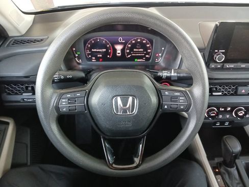 Used 2023 Honda Accord EX image 17