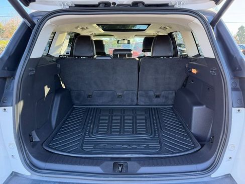 Used 2014 Ford Escape Titanium w/ Equipment Group 401A image 28