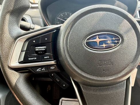 Used 2018 Subaru Impreza 2.0i Premium AWD/4WD image 38