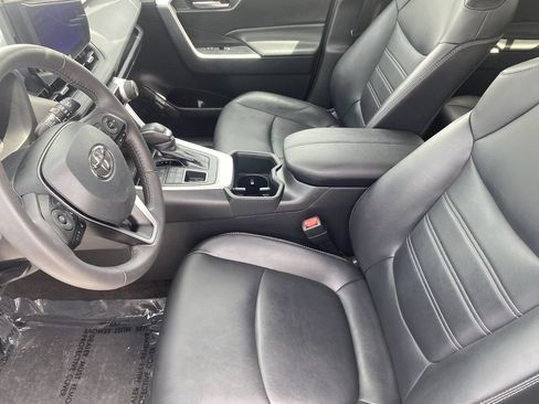 Certified 2023 Toyota RAV4 XLE Premium AWD/4WD image 21