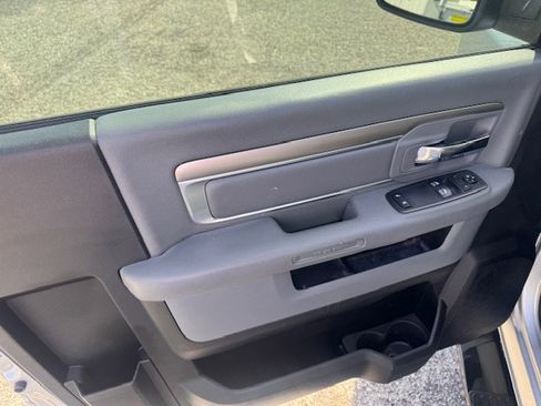 Used 2018 RAM 1500 Tradesman w/ Power & Remote Entry Group image 11