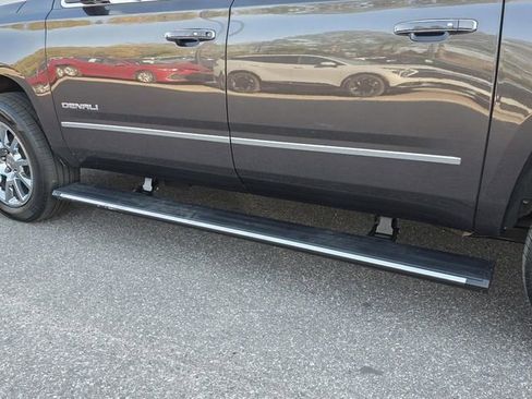 Used 2017 GMC Yukon XL Denali w/ Open Road Package image 32