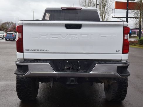 Used 2023 Chevrolet Silverado 3500 LT image 5