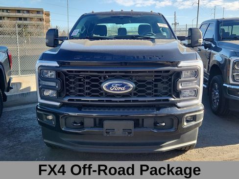 Used 2024 Ford F250 XL w/ STX Appearance Package image 3