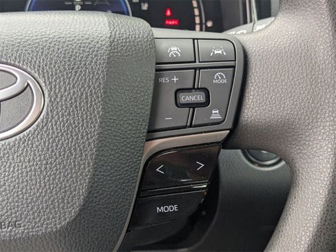 Used 2025 Toyota Camry LE image 26