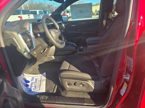 New 2026 GMC Canyon Elevation w/ Convenience Package RWD image 7