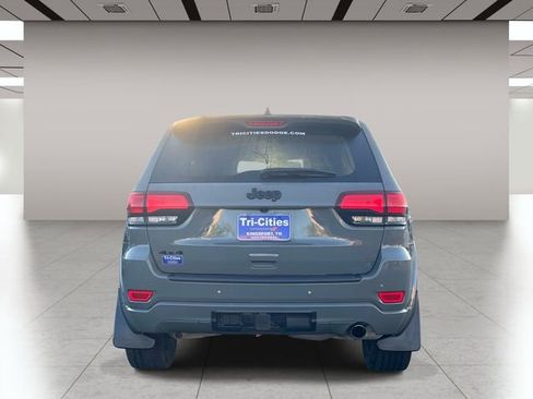 Used 2022 Jeep Grand Cherokee Altitude image 4