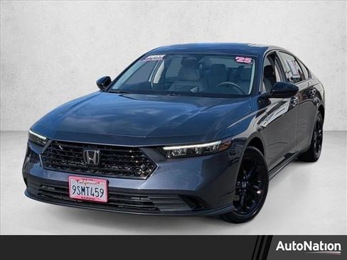 Used 2025 Honda Accord SE image 1