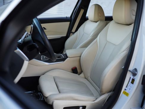 Used 2022 BMW 330i Sedan image 22