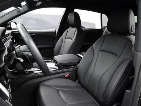 Used 2025 Audi Q8 Premium Plus AWD/4WD image 5