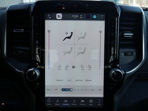 Used 2025 RAM 2500 Laramie w/ Night Edition image 23