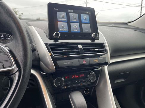 Used 2024 Mitsubishi Eclipse Cross SE image 23