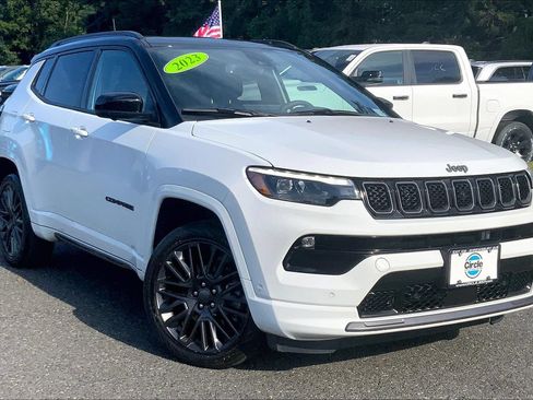Used 2023 Jeep Compass High Altitude w/ Driver Assist Group I AWD/4WD image 2