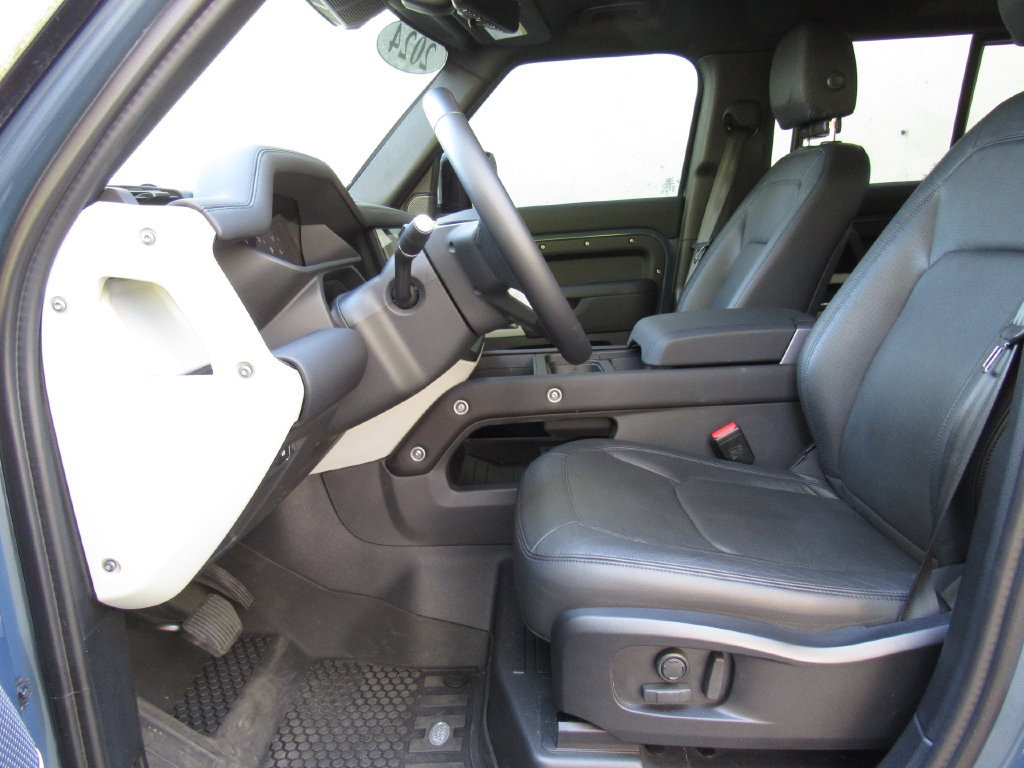 Used 2024 Land Rover Defender 110 S AWD/4WD image 9