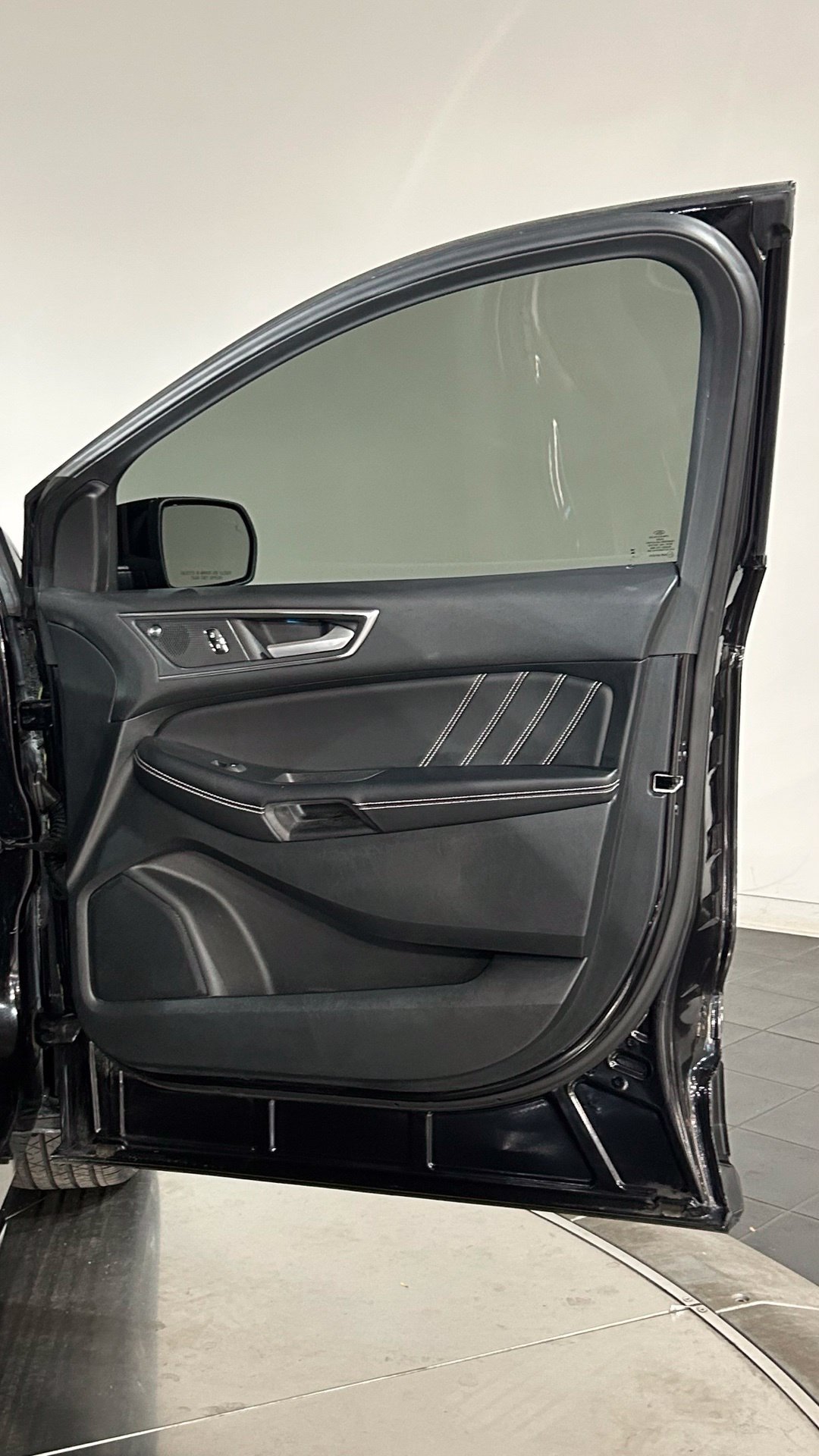 Used 2023 Ford Edge ST AWD/4WD image 51
