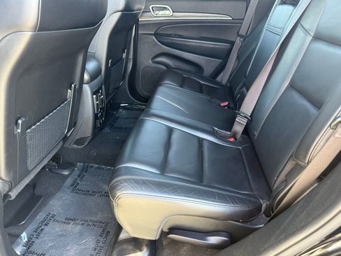 Used 2021 Jeep Grand Cherokee Limited image 43