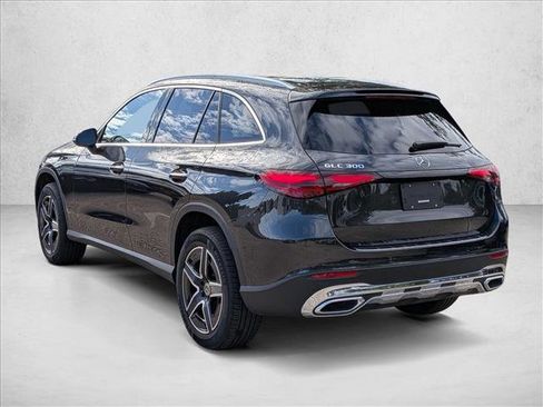 Certified 2026 Mercedes-Benz GLC 300 image 8