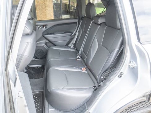 Used 2025 Subaru Forester Limited w/ Popular Package image 17