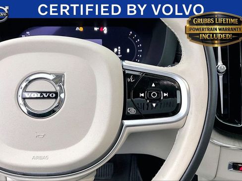Used 2023 Volvo XC60 B5 Ultimate AWD/4WD image 27