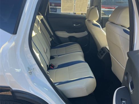 Used 2025 Acura ADX A-Spec image 17