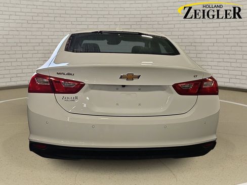 Used 2024 Chevrolet Malibu LT FWD image 6