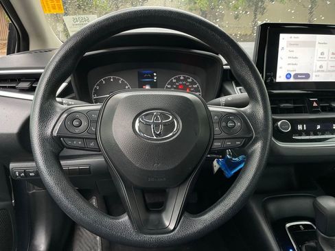 Used 2024 Toyota Corolla LE FWD image 14