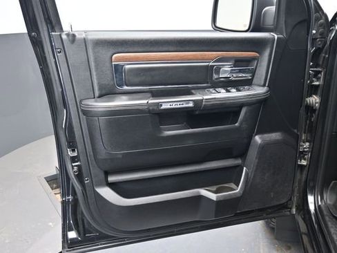 Used 2016 RAM 1500 Laramie w/ Convenience Group AWD/4WD image 13