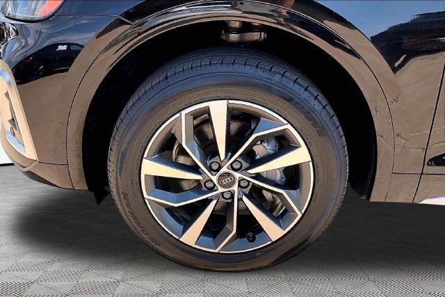 Used 2024 Audi Q5 2.0T Premium Plus AWD/4WD image 8