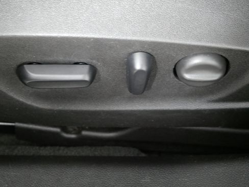 Used 2016 Buick Regal Sport Touring image 20